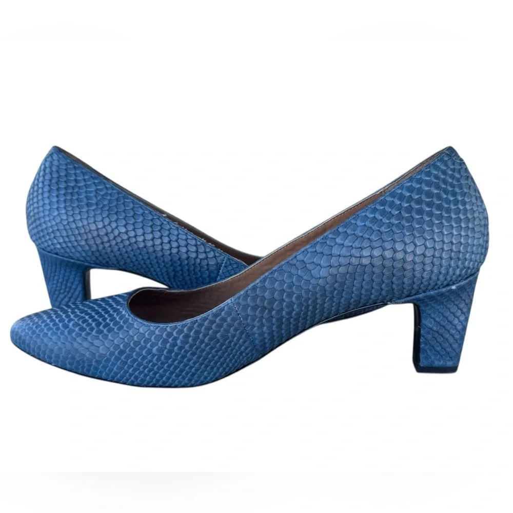 VIONIC MADISON MIA Heels - Picture 8 of 10